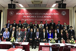 フォーラム記念撮影